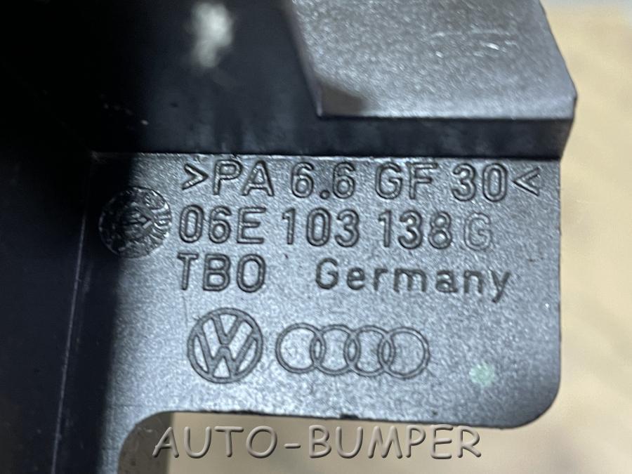 VW Touareg NF Вставка поддона (маслоотражатель) 06E103138G